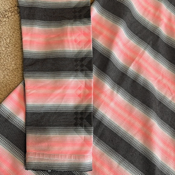 Tee - Picture 3 of 14